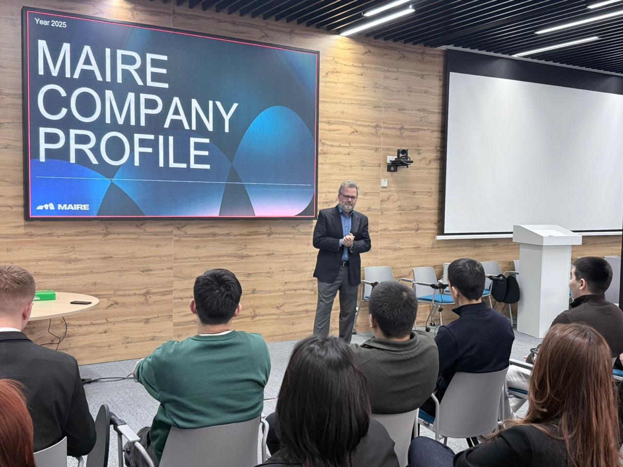 Атырауские студенты участвуют в международном проекте итальянской компании 