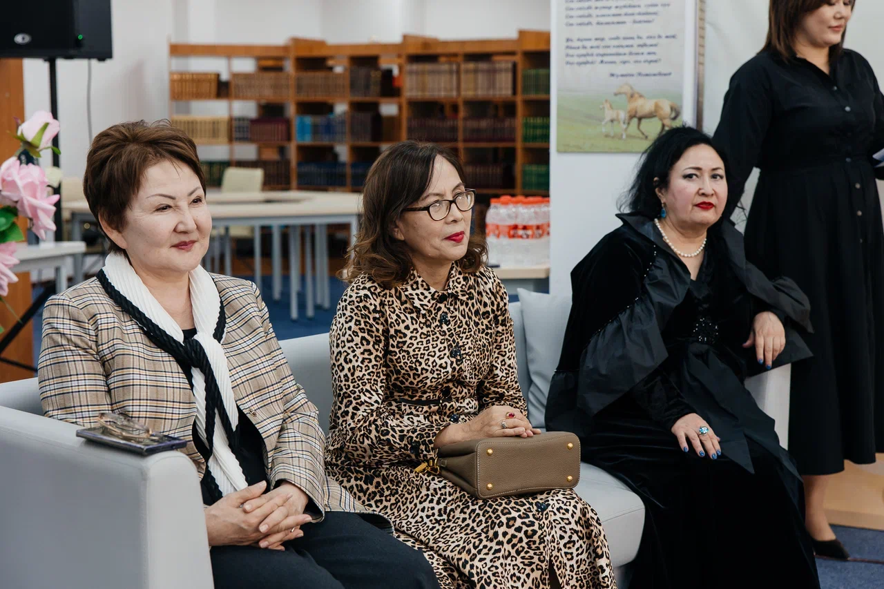 В Атырау прошел поэтический фестиваль «Жыр-Жұмекен»