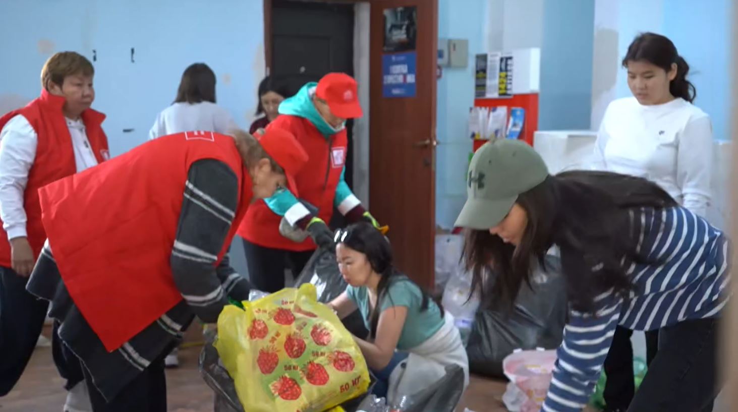 «Өз жерімізді таза ұстайық, өз балаларымызға үлгі көрсетейік!» (+ВИДЕО)