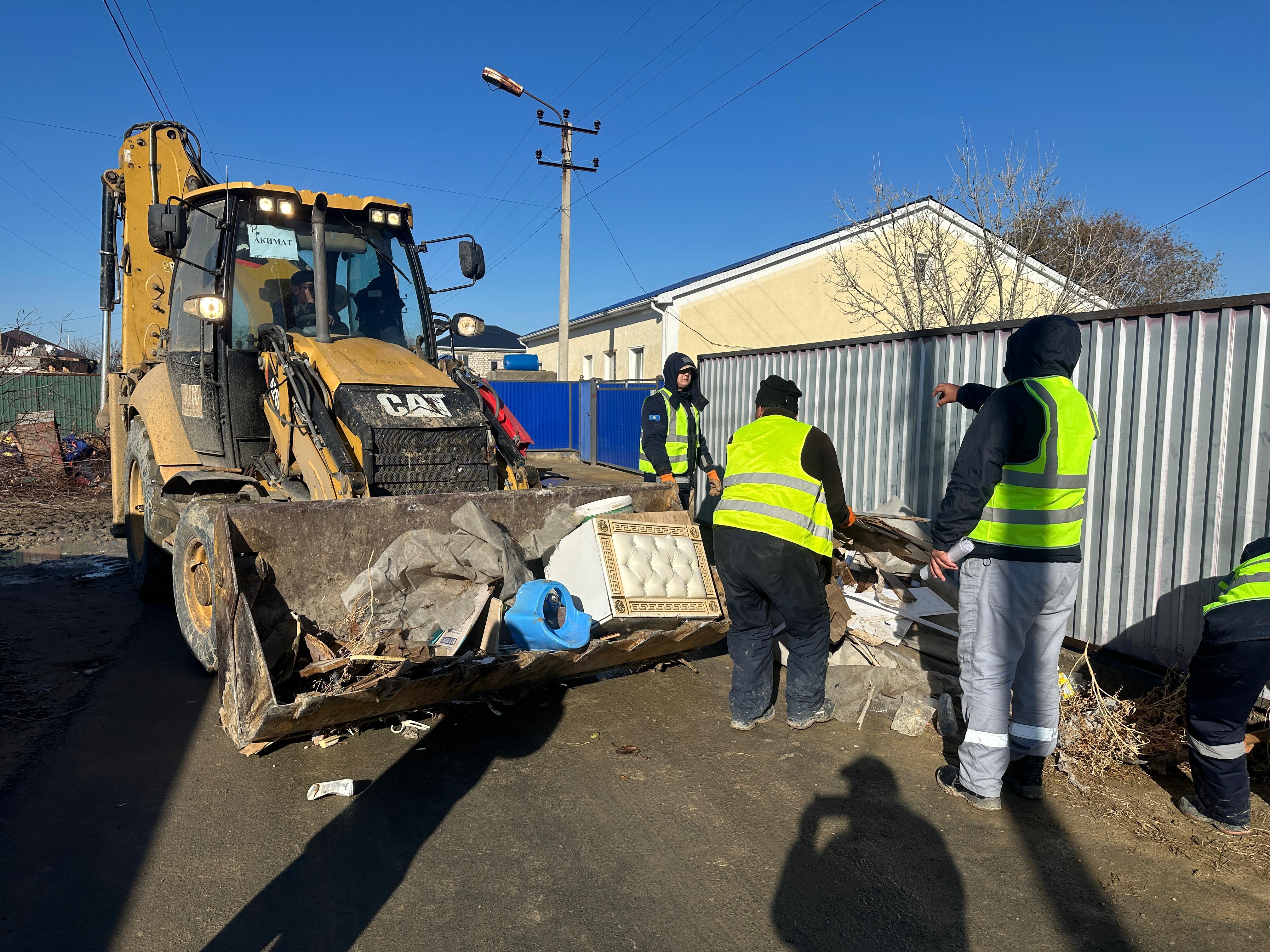 Более 3 тысяч тонн строительного мусора вывезут с улиц Кульсары 