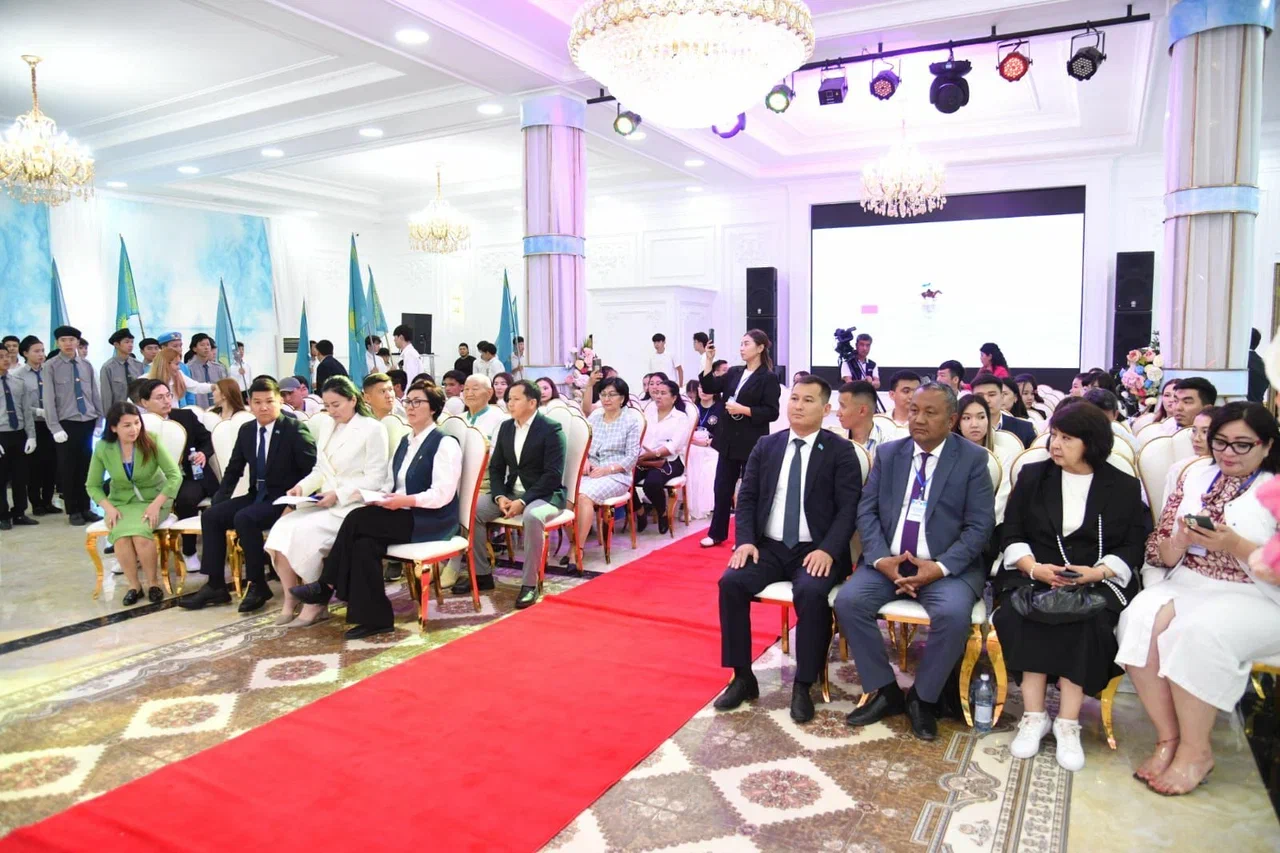 Более 200 человек стали участниками молодёжного форума «Государственные символы – гордость нации»