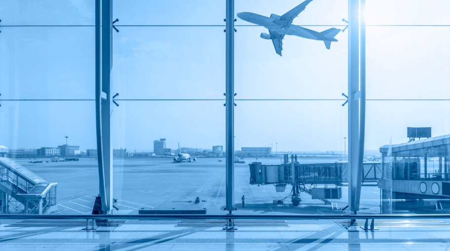 Самолёт Air Astana задержали в Алматы из-за столкновения с птицей  