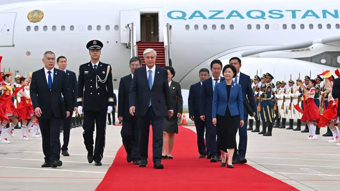 Тоқаев Қытайдың Тяньцзинь қаласына барды