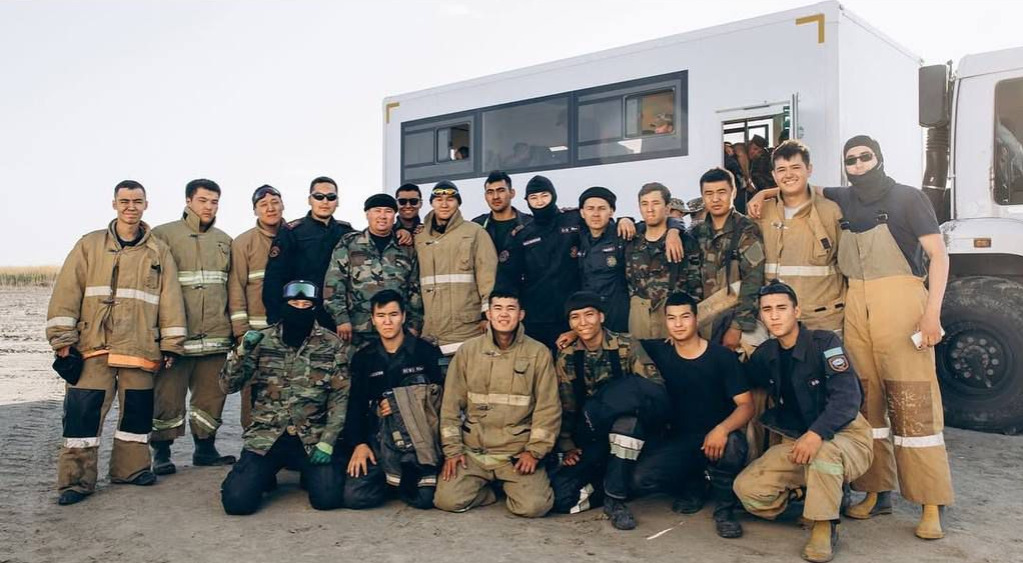 «Я — спасатель! Я горжусь своей профессией!» - челлендж МЧС поддержали в Атырау