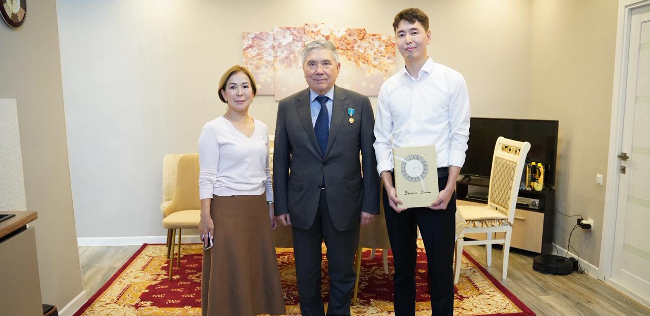 Молодой ученый из Атырау стал обладателем квартиры по льготной ипотеке