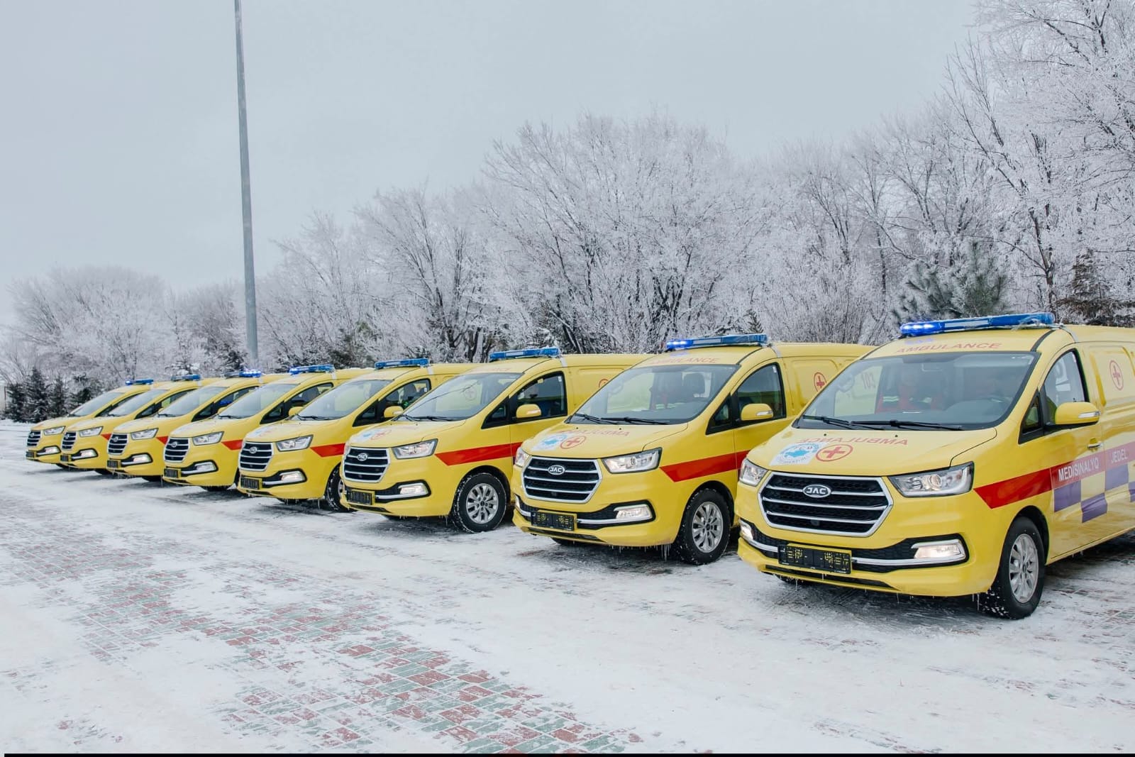 В Атырау пополнился автопарк службы скорой помощи