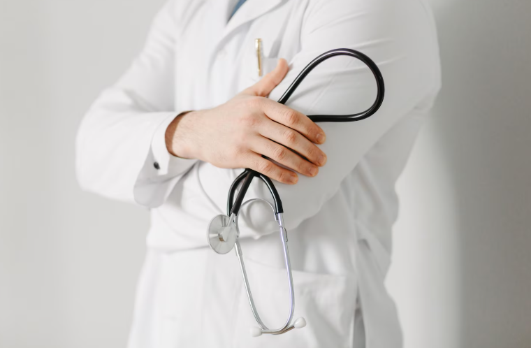 Атыраусцы могут попасть на прием онкологов для диагностики опухолей органов пищеварения  