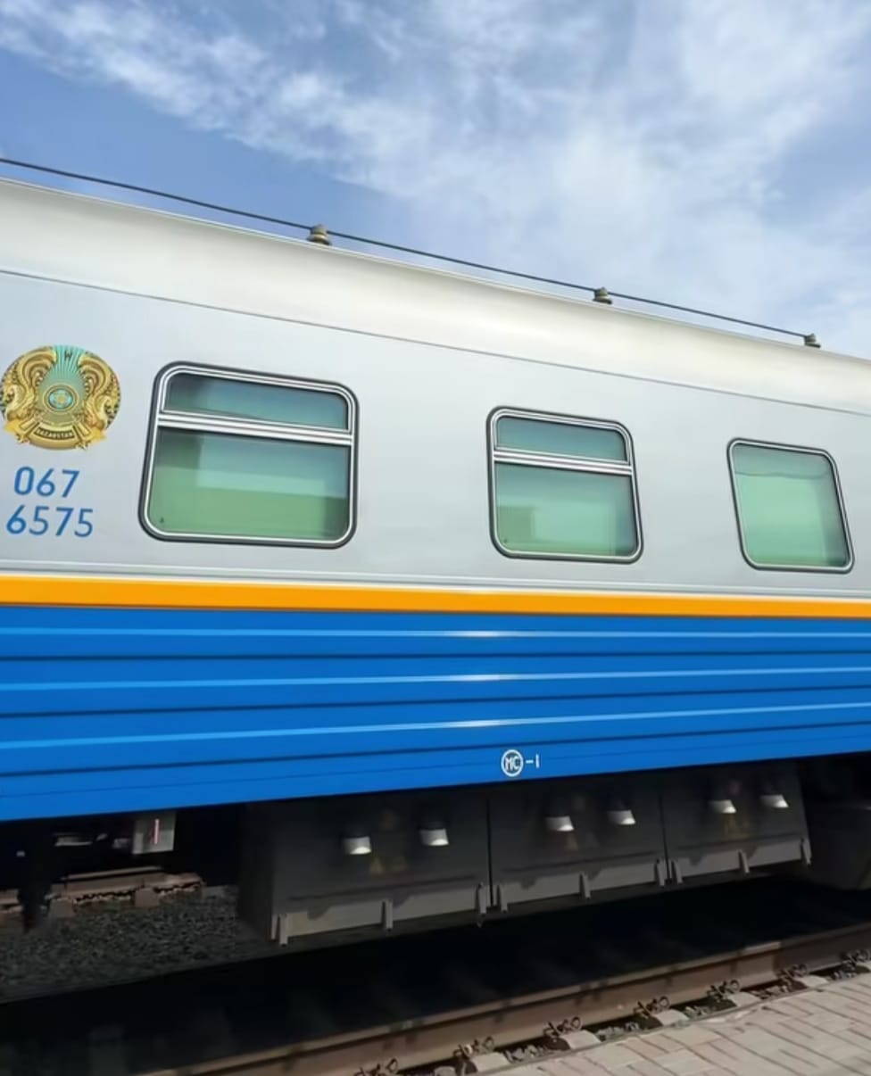 Дополнительные поезда запустят в Казахстане накануне Нового года  