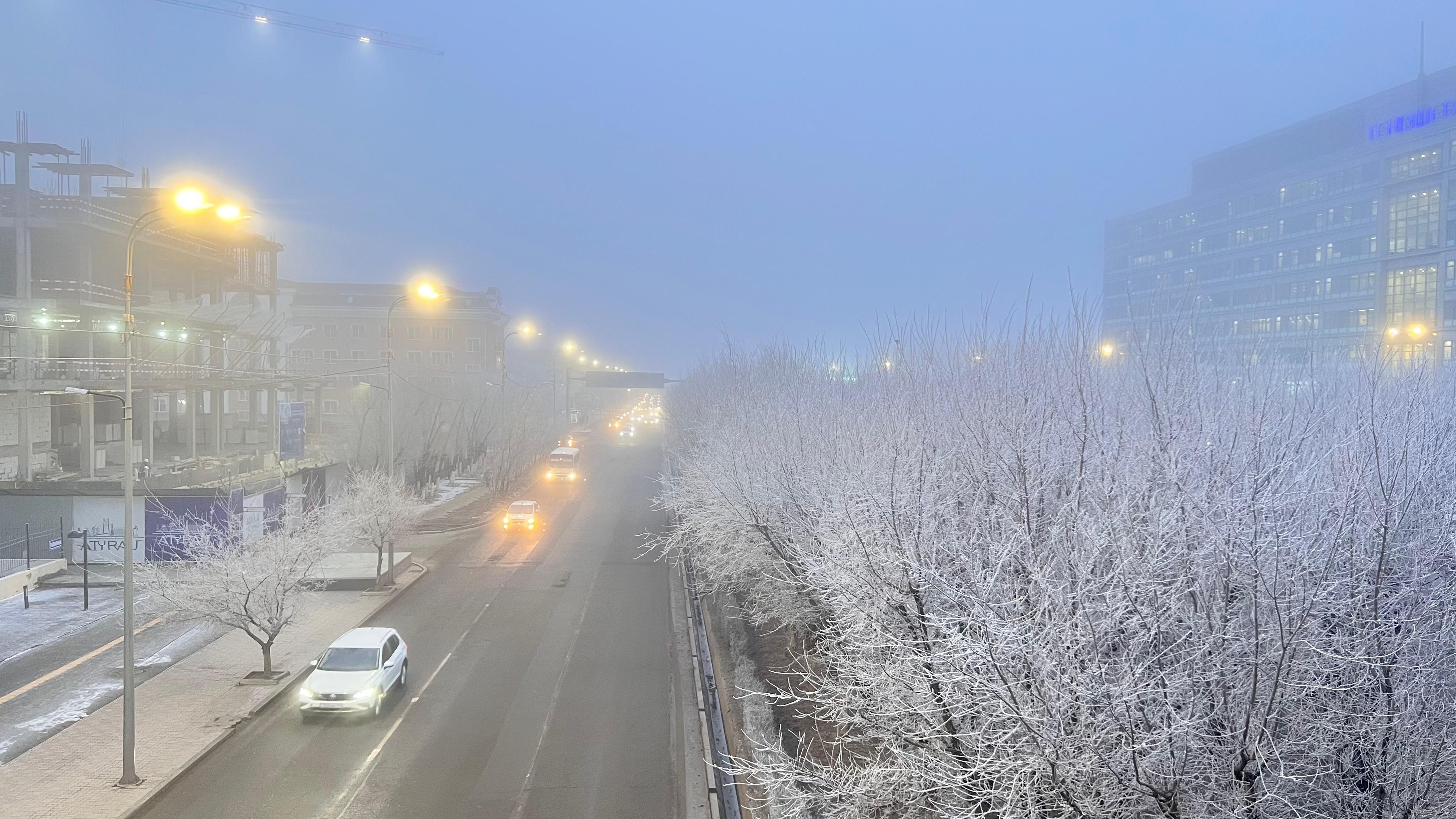 Из-за экономии электроэнергии ночное освещение в Атырау будут включать позже