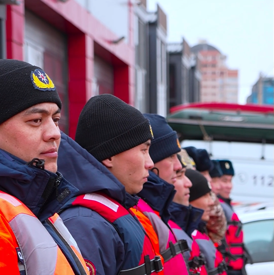 Атырауда мұз үстіндегі қауіпсіздік шаралары күшейтілді