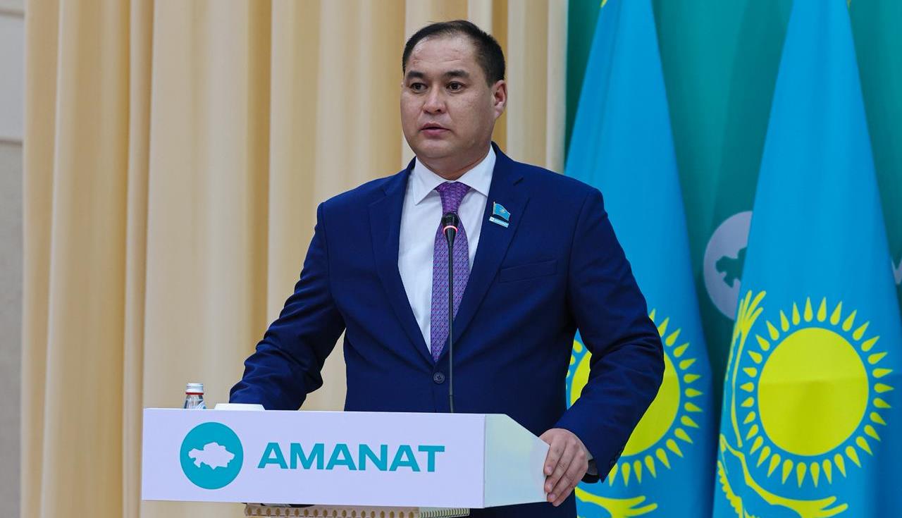 В Атырау избрали нового председателя областного филиала партии «AMANAT»