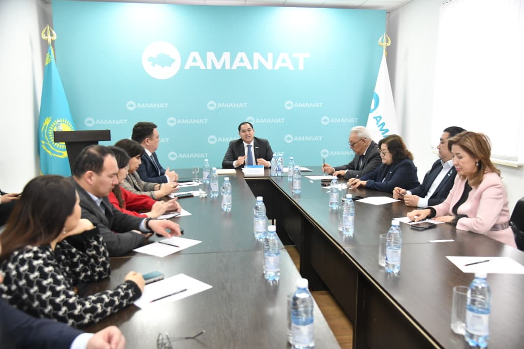  В Атырау создан Совет первичных партийных организаций при областном филиале партии «AMANAT»