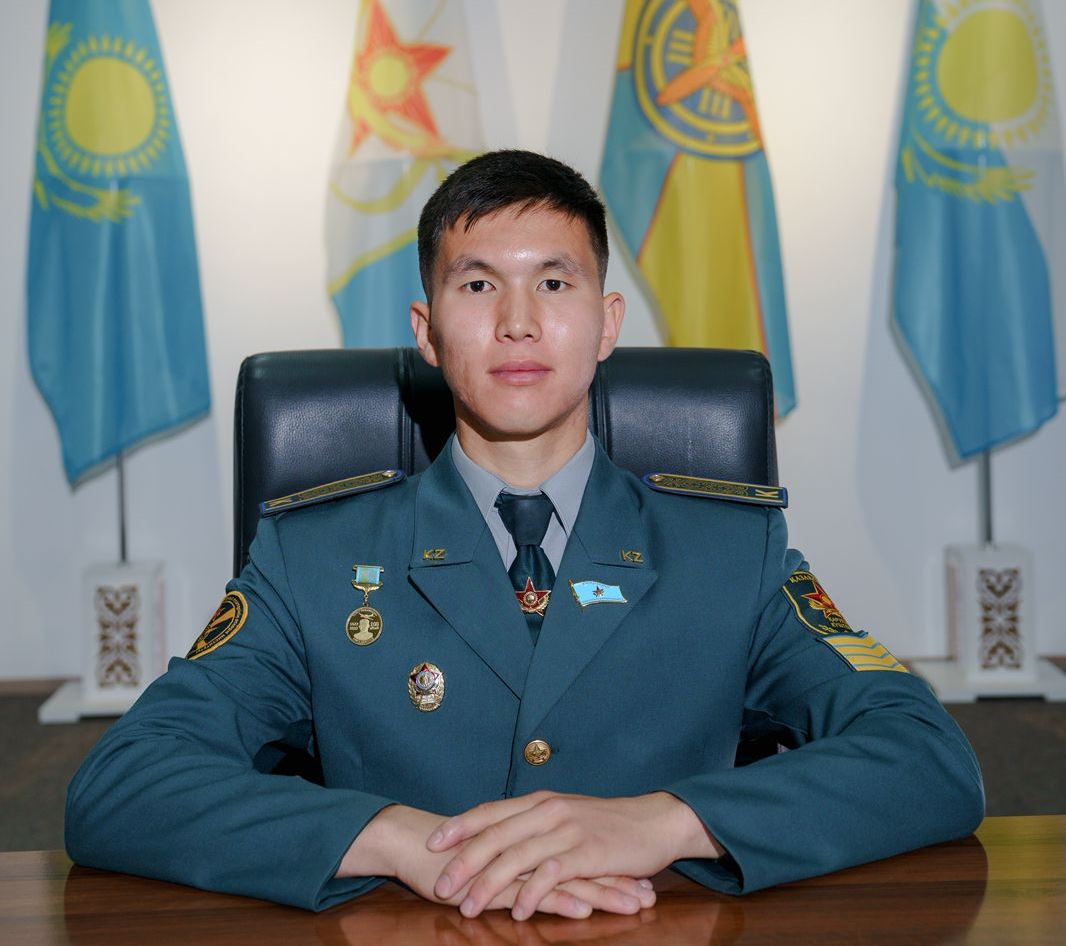 Атыраулық жас ұшқыш ел қорғанысында қызмет етуде