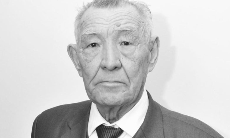 Атырауда мемлекет және қоғам қайраткері дүниеден өтті...