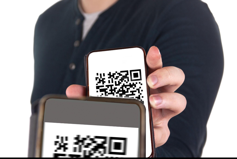 Телефоныңыздағы құжат заңды ма? Жаңа ереже талқыланып жатыр