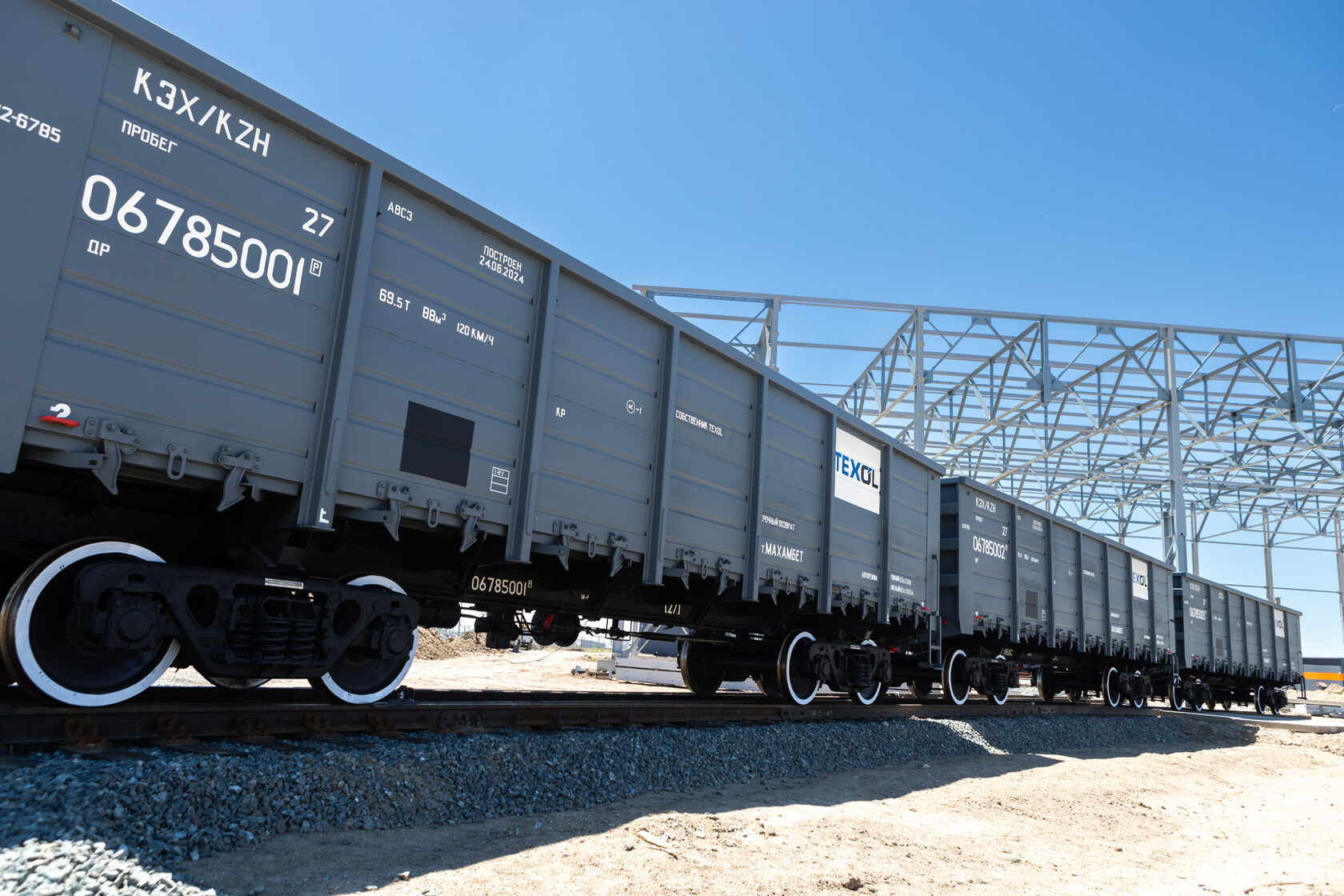 Казахстан подписал первый экспортный контракт на поставку вагонов в Монголию