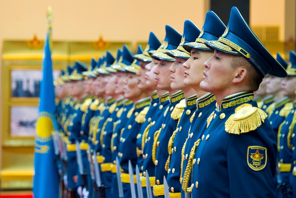 Атыраудан күзгі мерзімді әскери қызметке 300-ге жуық жас жіберіледі 